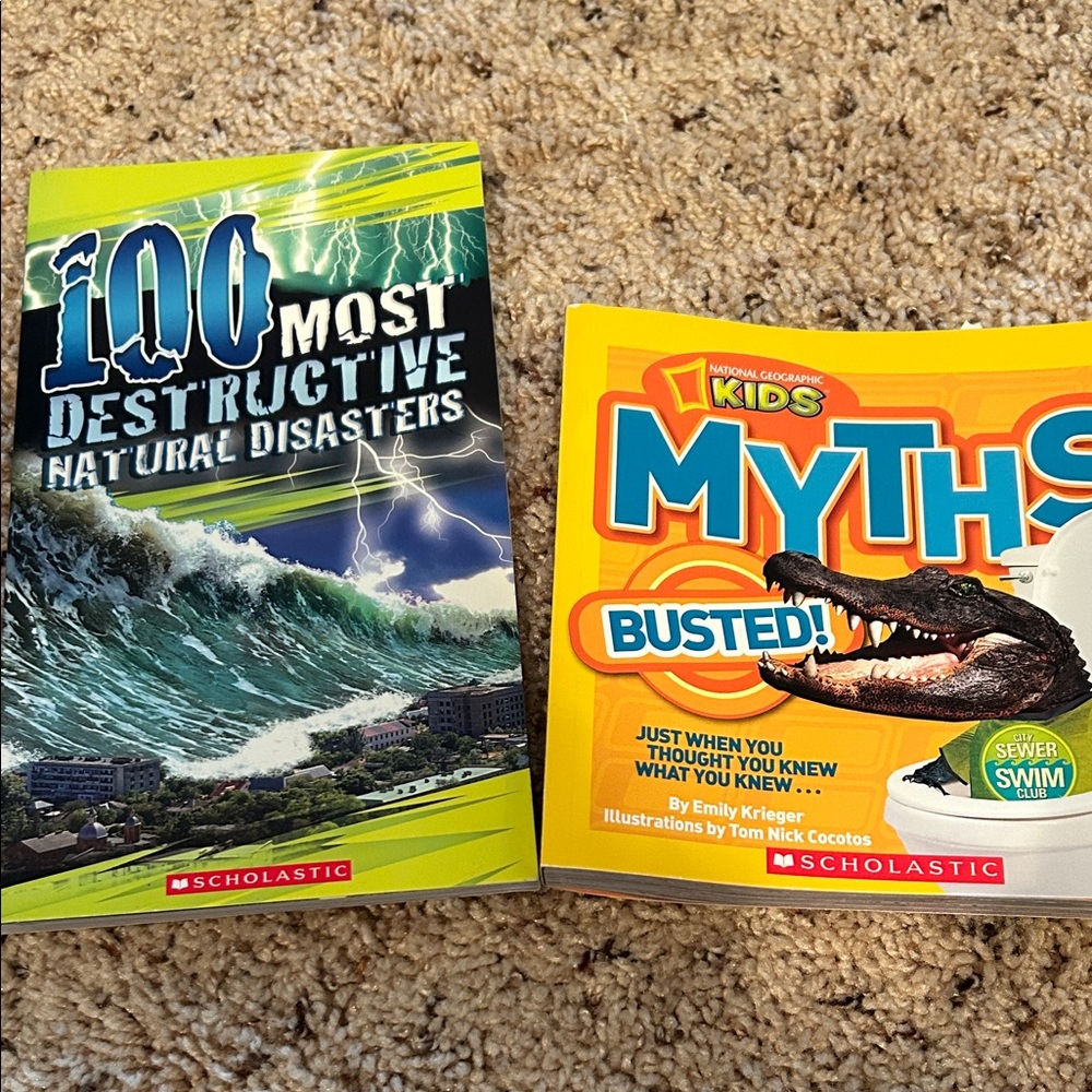 Scholastic Green and Yellow Book Set